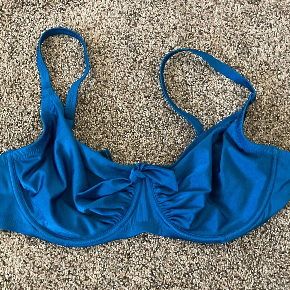 Pour Moi bikini top size 38F